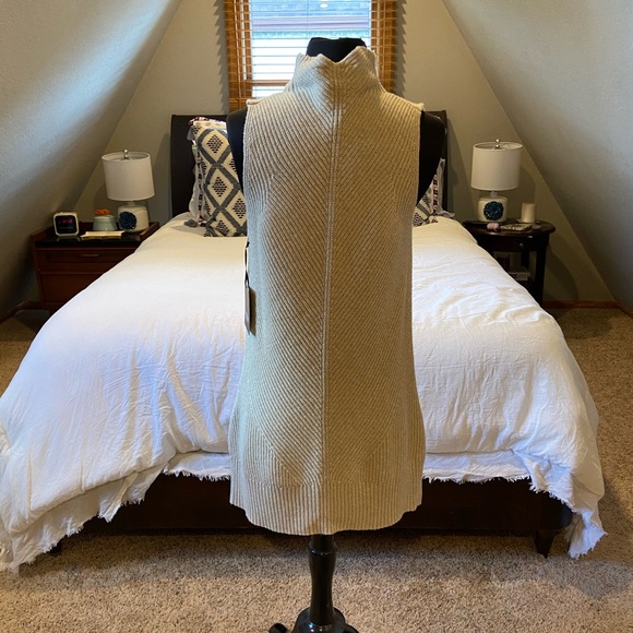 Simply Vera Wang Sweater Dress/tunic - Picture 6 of 6